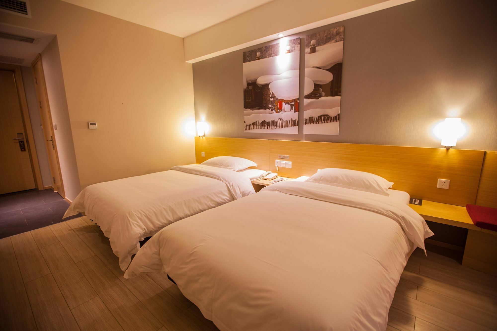 Ibis Leshan City Center Exterior foto